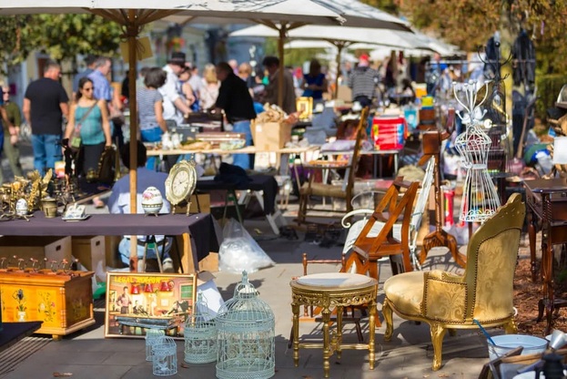 IKINA MARKET フリーマーケット